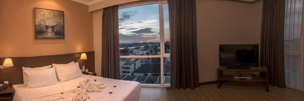 스위스 호텔 아파트먼트 쿠알라 벨라이트 외부 사진